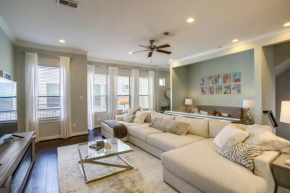 Houston Home with Rooftop Patio and Downtown Views!